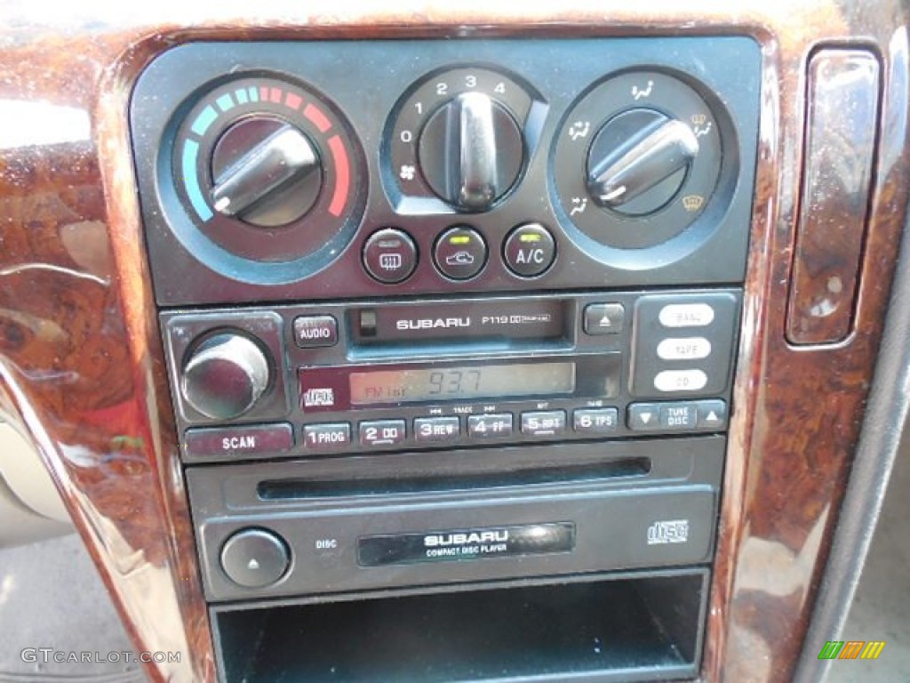 2000 Subaru Legacy GT Sedan Controls Photo #82866342