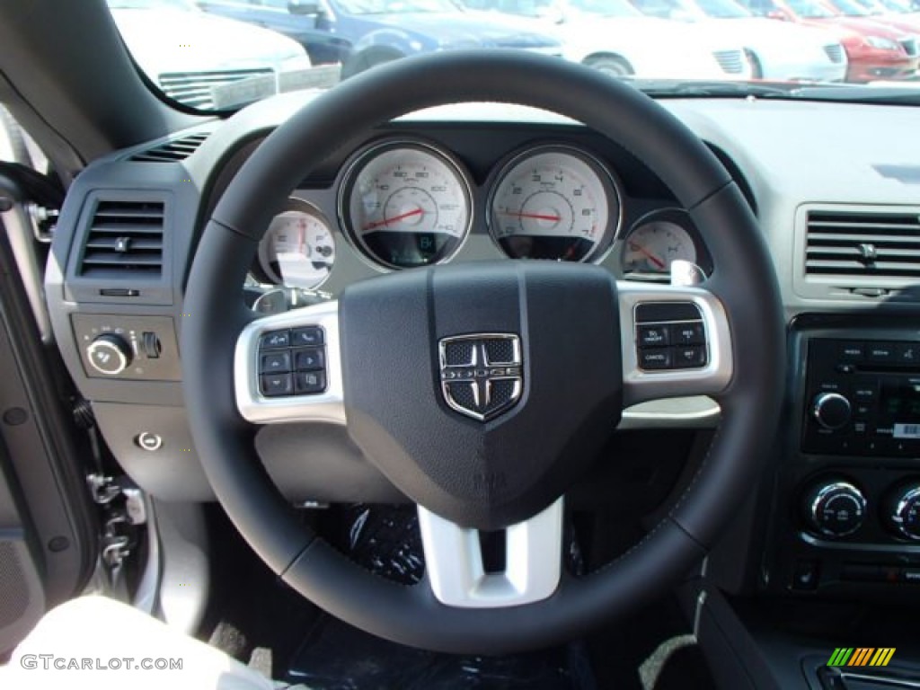 2013 Challenger SXT Plus - Billet Silver Metallic / Dark Slate Gray photo #19