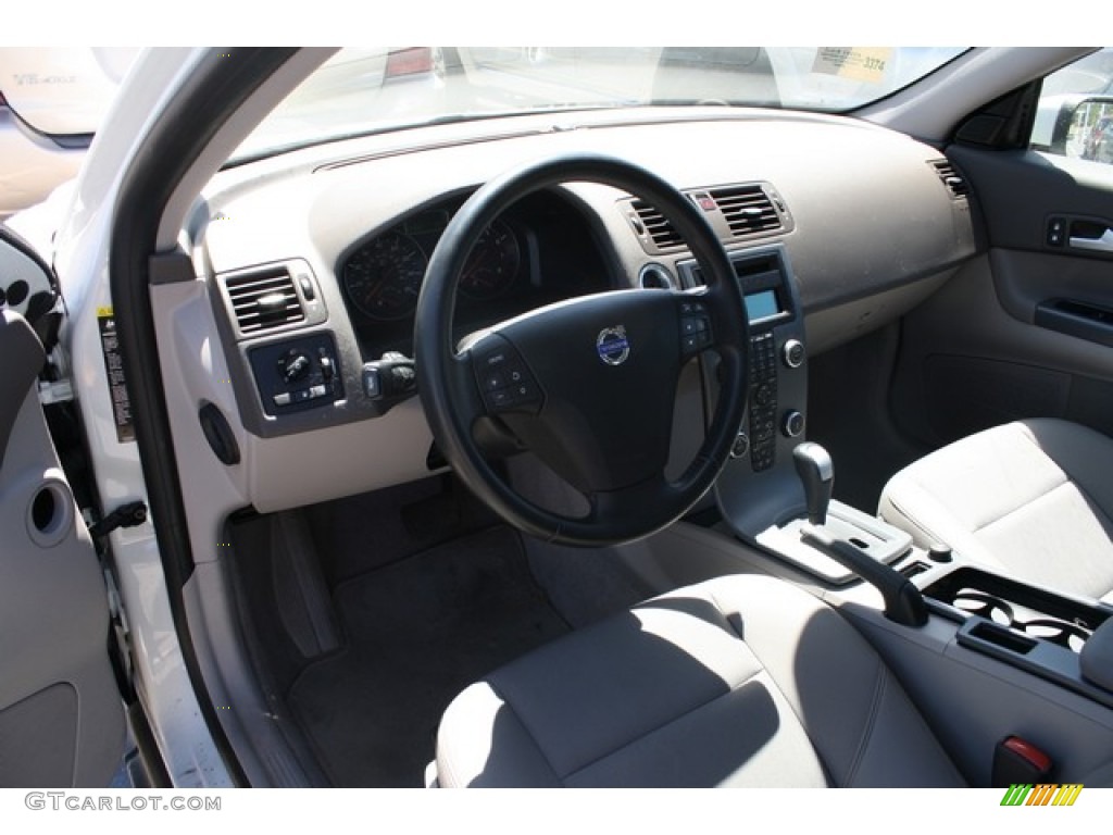 2010 C30 T5 - Ice White / Quartz photo #5