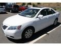 Super White - Camry Hybrid Photo No. 4