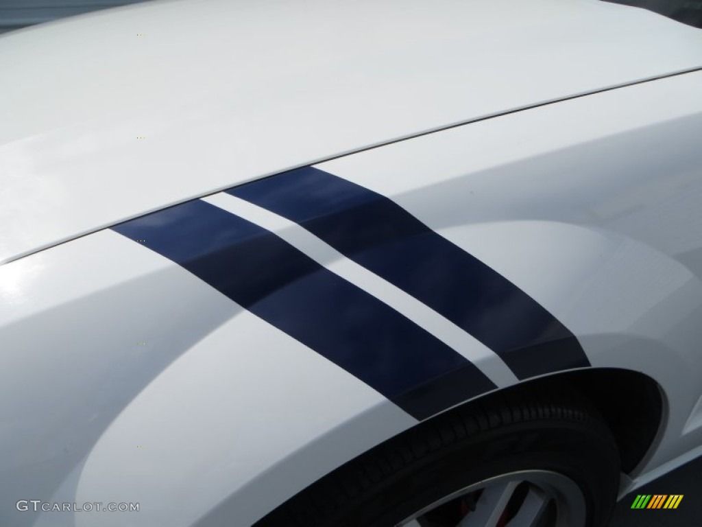 2005 Mustang GT Premium Coupe - Performance White / Medium Parchment photo #12