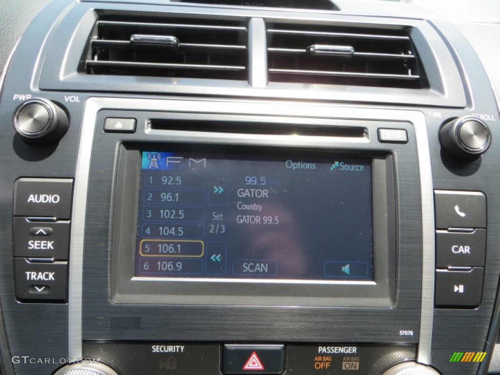 2013 Camry SE - Classic Silver Metallic / Black photo #26