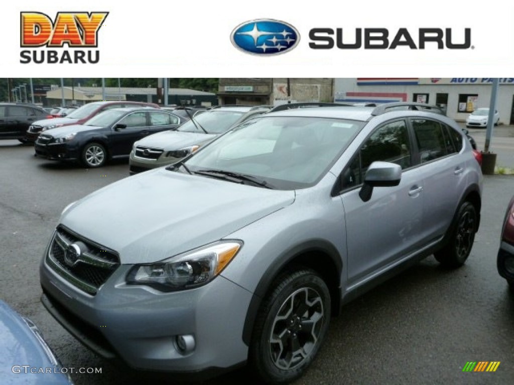 2013 XV Crosstrek 2.0 Premium - Ice Silver Metallic / Black photo #1