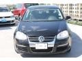 Black - Jetta SE Sedan Photo No. 2