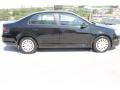 Black - Jetta SE Sedan Photo No. 10
