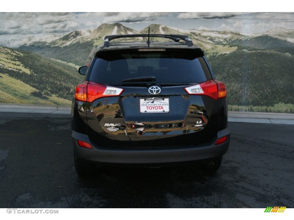 2013 RAV4 LE AWD - Black / Ash photo #4