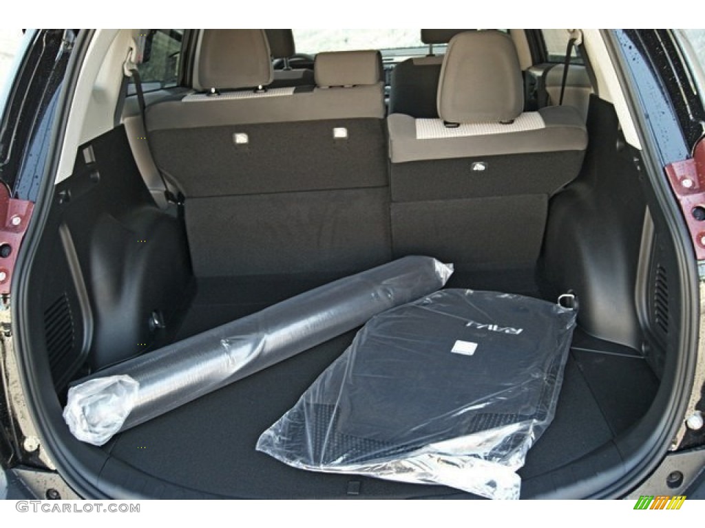 2013 RAV4 LE AWD - Black / Ash photo #8