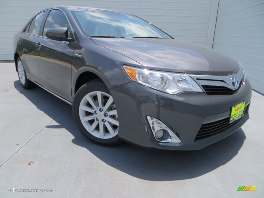 2013 Camry Hybrid XLE - Magnetic Gray Metallic / Light Gray photo #1