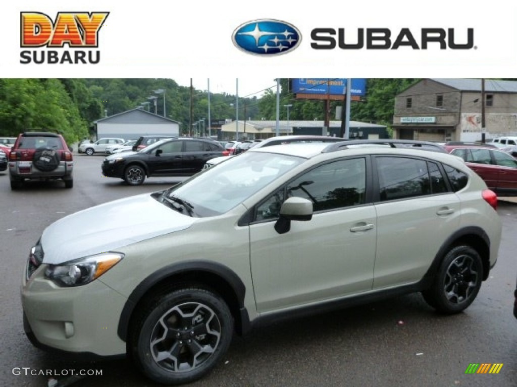 2013 XV Crosstrek 2.0 Premium - Desert Khaki / Black photo #1