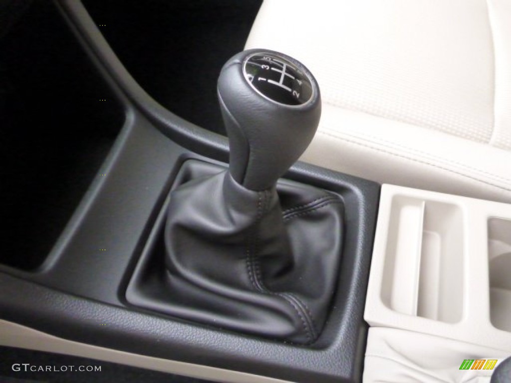 2013 Subaru Impreza 2.0i Sport Premium 5 Door Transmission Photos