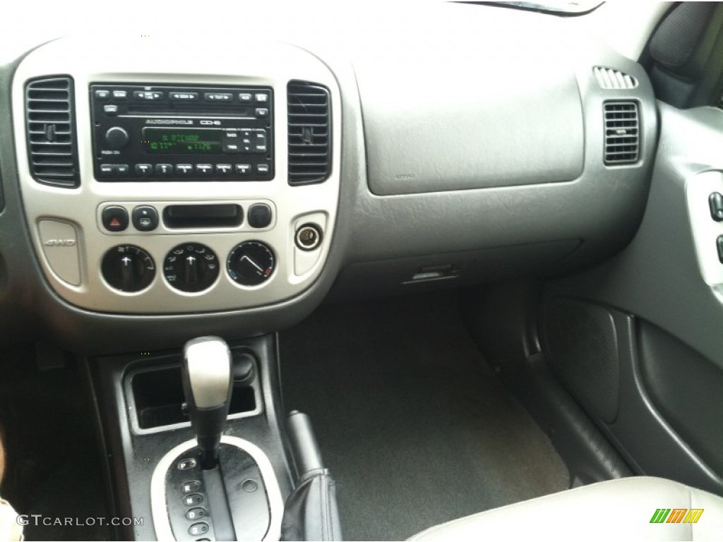 2006 Escape XLT 4WD - Dark Stone Metallic / Medium/Dark Flint photo #13