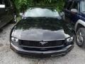 Black - Mustang V6 Coupe Photo No. 2