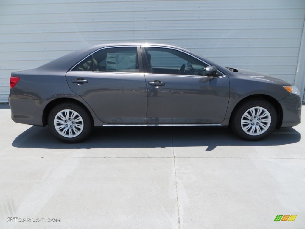 2013 Camry LE - Magnetic Gray Metallic / Ivory photo #2
