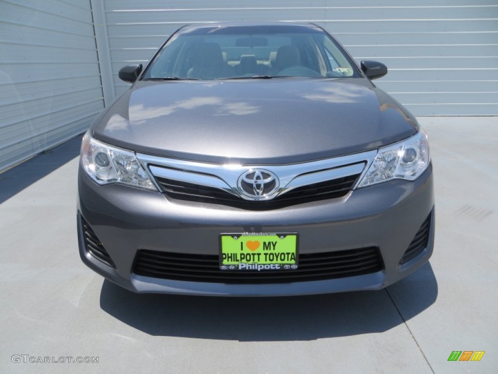 2013 Camry LE - Magnetic Gray Metallic / Ivory photo #7