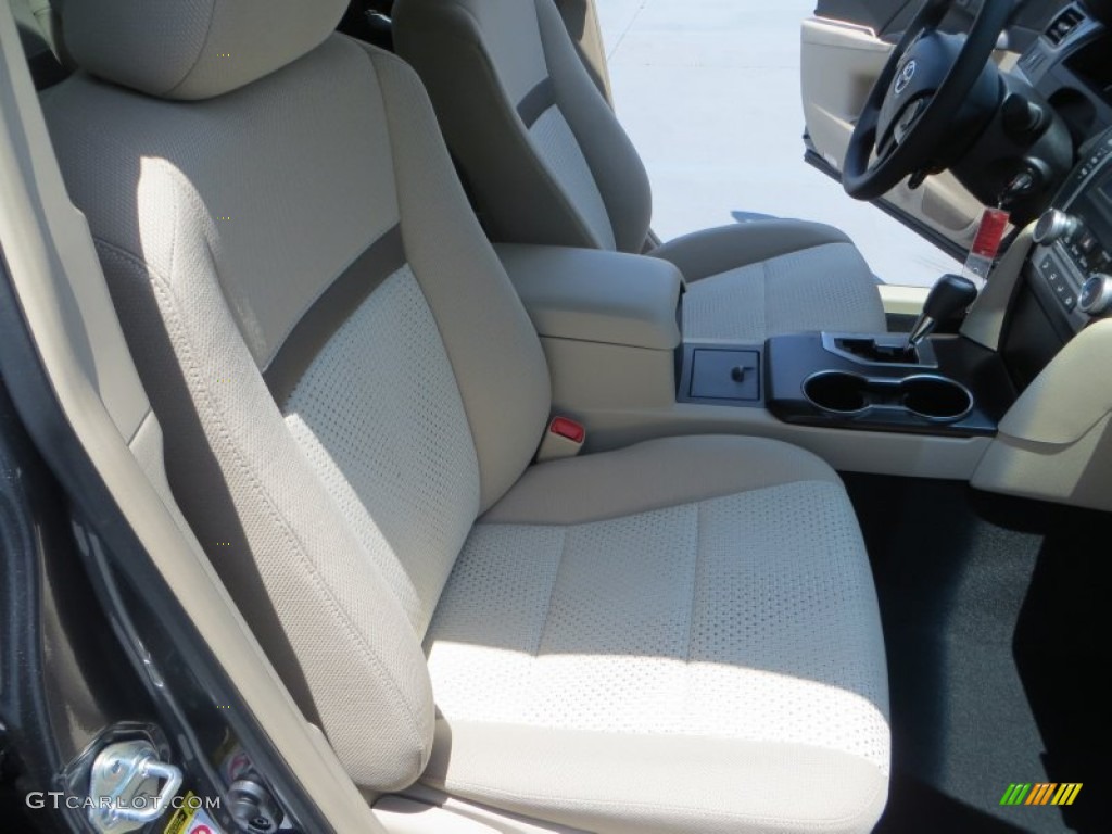 2013 Camry LE - Magnetic Gray Metallic / Ivory photo #16