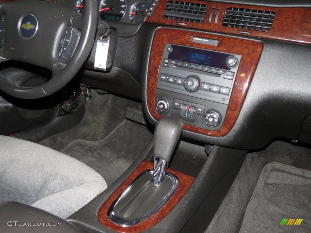 2011 Impala LT - Victory Red / Ebony photo #18
