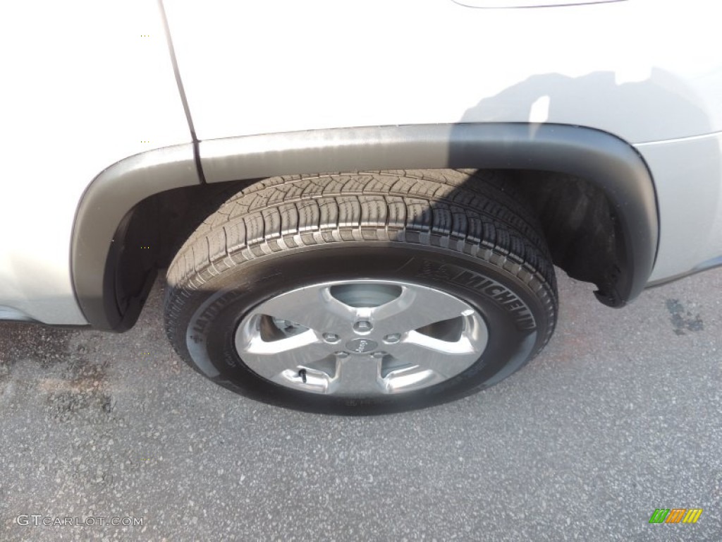 2013 Grand Cherokee Limited - Bright Silver Metallic / Black/Light Frost Beige photo #15