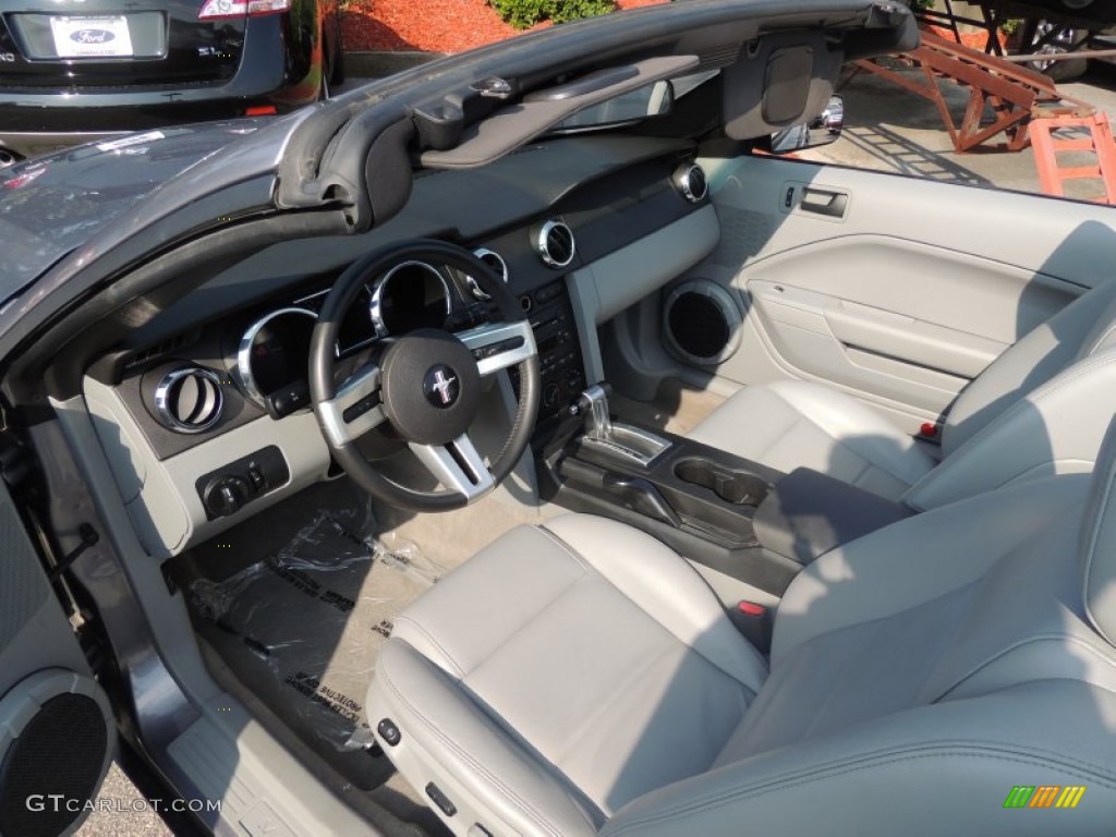 2007 Mustang V6 Deluxe Convertible - Satin Silver Metallic / Light Graphite photo #3