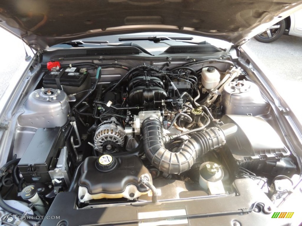 2007 Ford Mustang V6 Deluxe Convertible Engine Photos