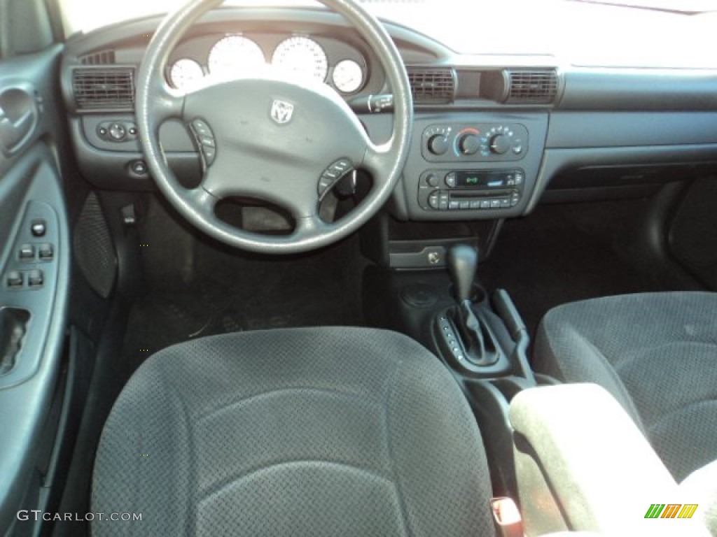 2006 Stratus SXT Sedan - Silver Steel Metallic / Dark Slate Grey photo #4