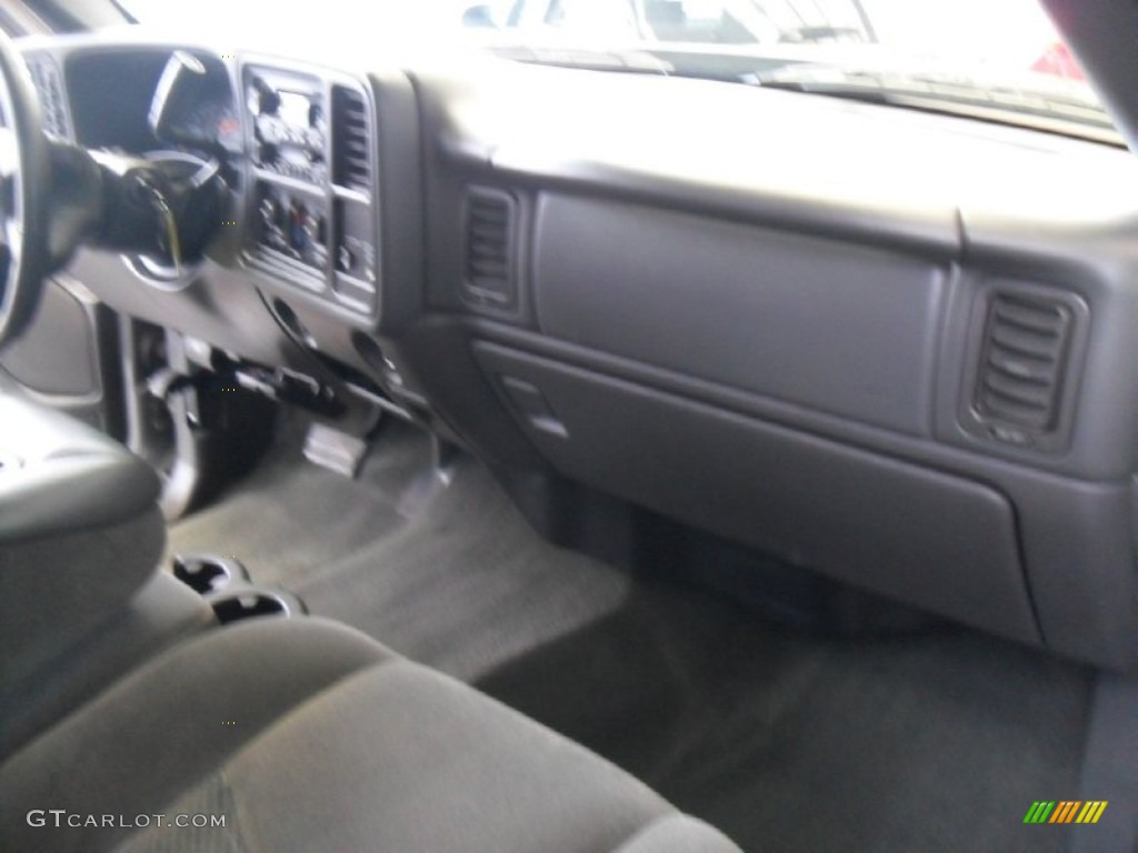 2006 Silverado 2500HD LT Extended Cab 4x4 - Graystone Metallic / Dark Charcoal photo #21