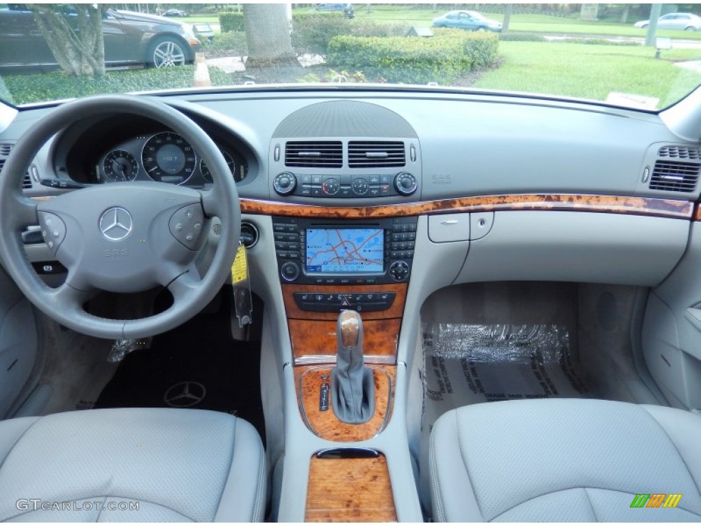 2006 Mercedes-Benz E 320 CDI Sedan Ash Dashboard Photo #82880903