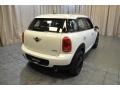 Light White - Cooper Countryman Photo No. 13