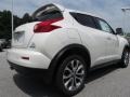 Pearl White - Juke SL Photo No. 5