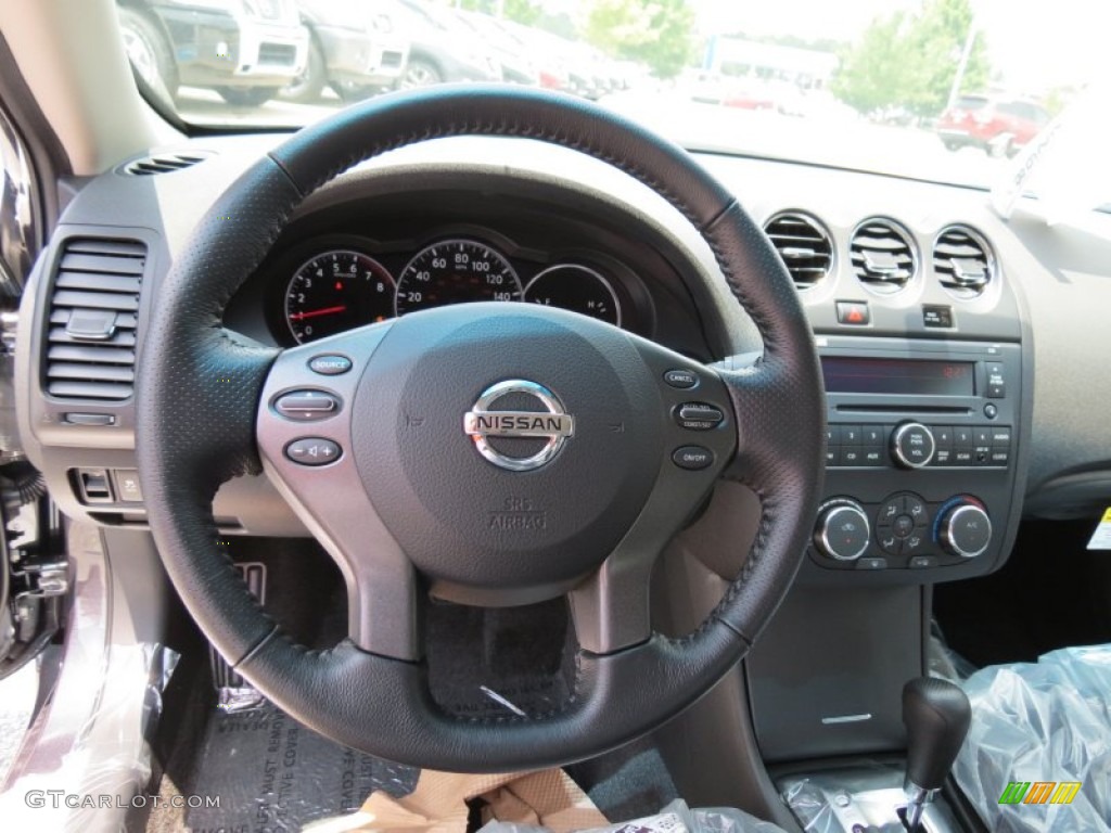 2013 Nissan Altima 2.5 S Coupe Charcoal Steering Wheel Photo #82886507