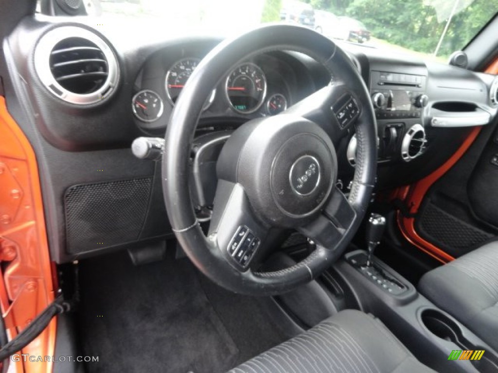 2011 Wrangler Sahara 4x4 - Mango Tango Pearl / Black photo #6