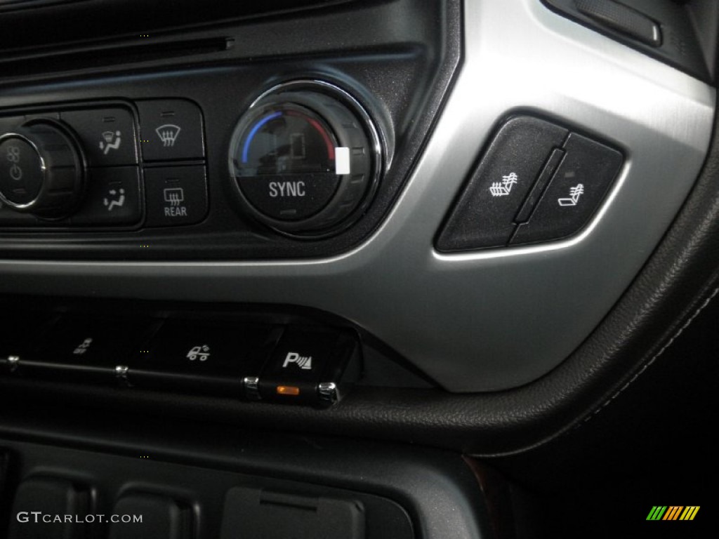 2014 GMC Sierra 1500 SLE Crew Cab 4x4 Controls Photo #82889566