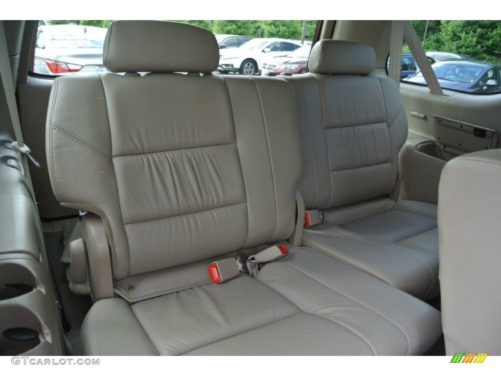 2006 Toyota Sequoia SR5 4WD Rear Seat Photo #82890544