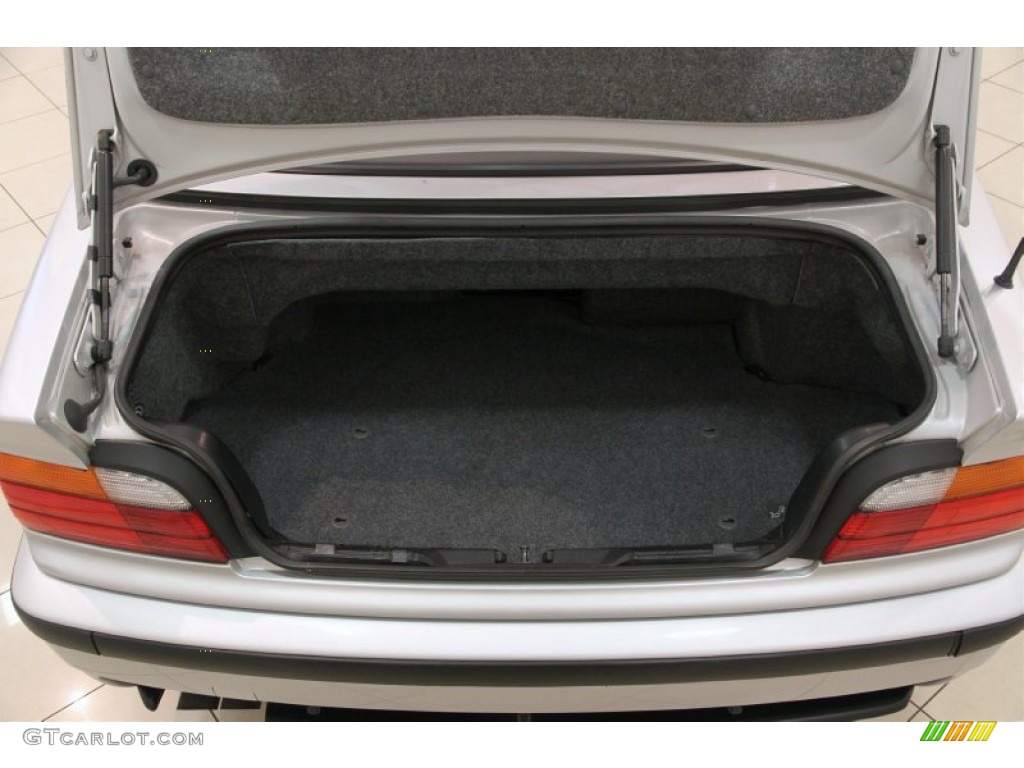 1999 BMW 3 Series 328i Convertible Trunk Photo #82894508