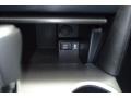 Super White - Camry SE Photo No. 12