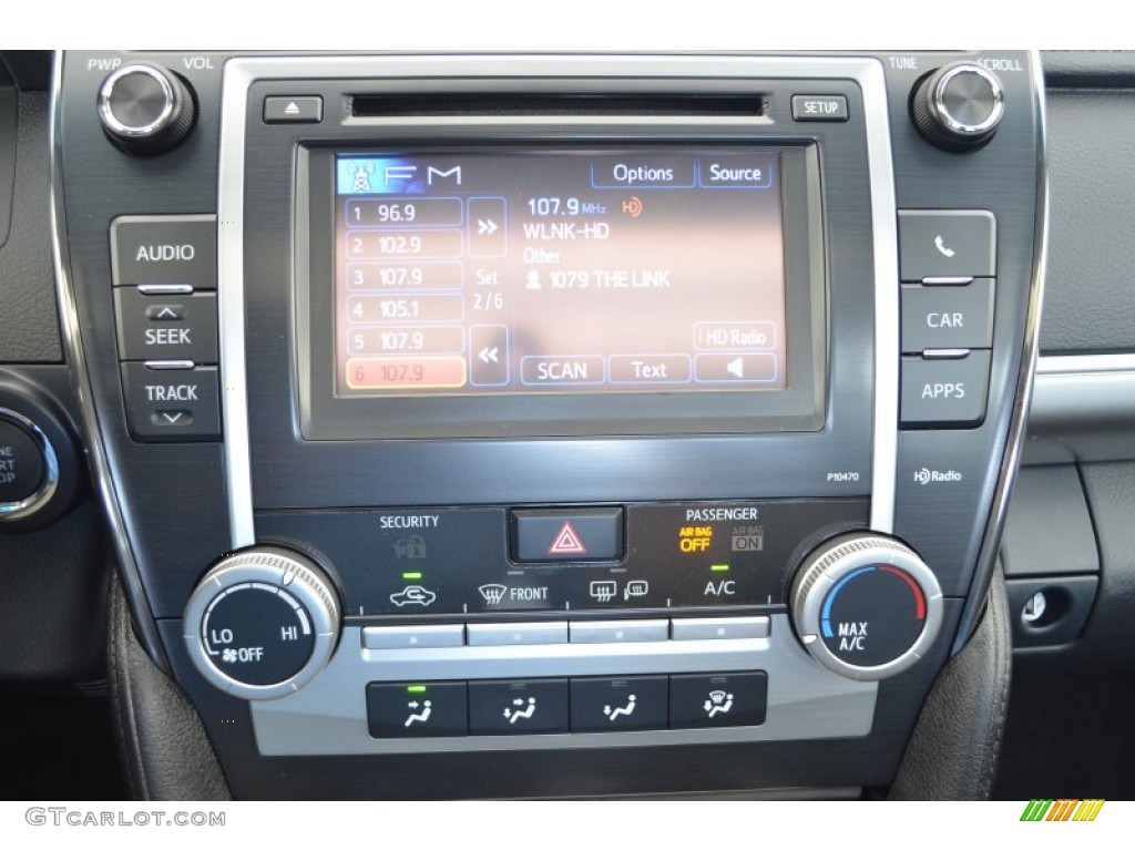 2013 Camry SE V6 - Super White / Black photo #12