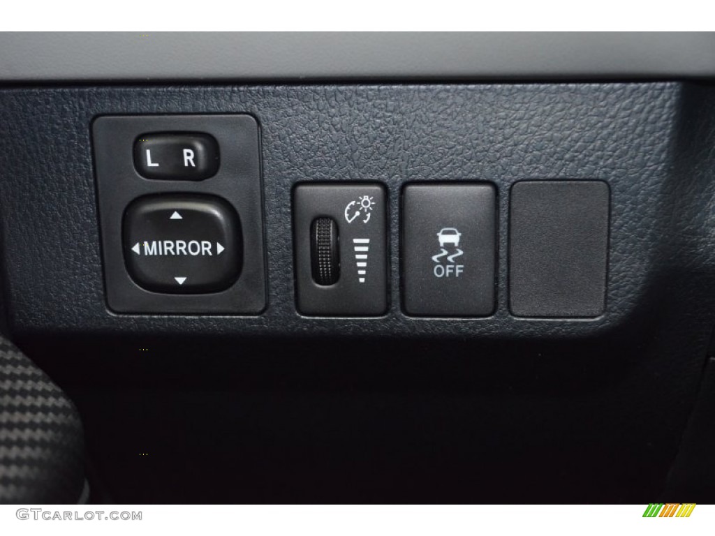 2013 RAV4 LE AWD - Black / Ash photo #17