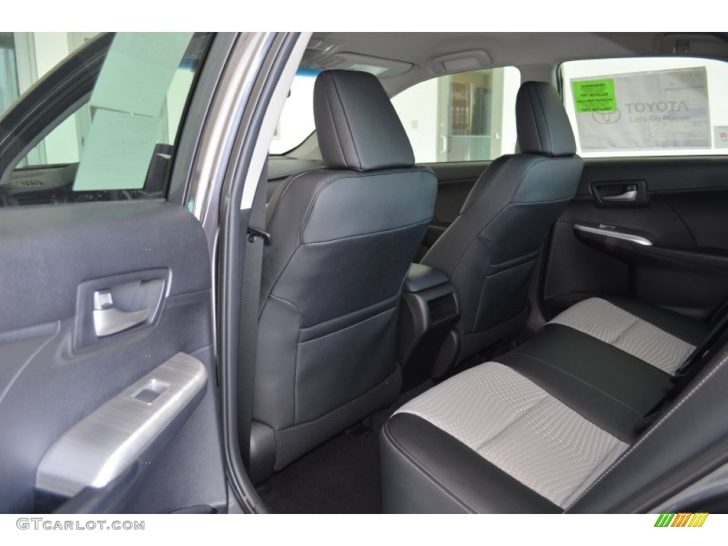2013 Camry SE - Magnetic Gray Metallic / Black/Ash photo #7