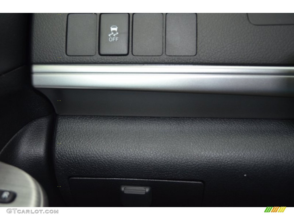 2013 Camry SE - Magnetic Gray Metallic / Black/Ash photo #16