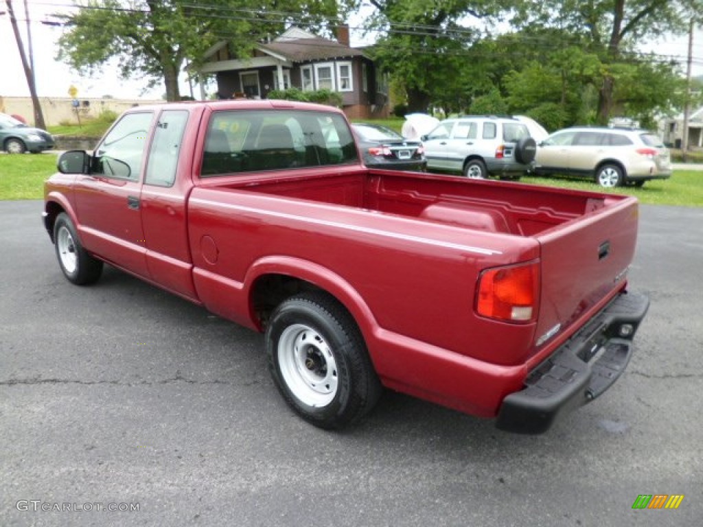 Dark Cherry Red Metallic 2003 Chevrolet S10 Extended Cab Exterior Photo #82898600