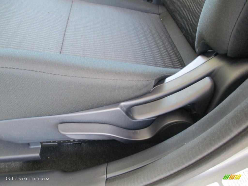 2013 Mitsubishi Lancer ES Front Seat Photo #82898804