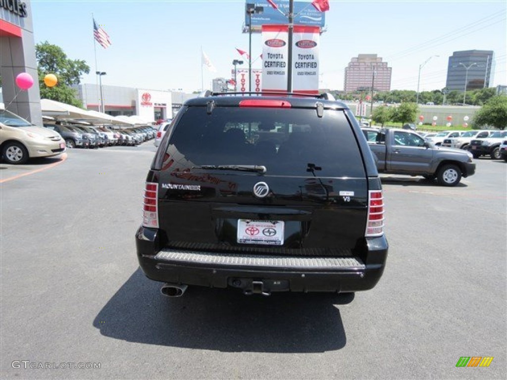 2004 Mountaineer V8 - Black Clearcoat / Midnight Grey photo #6