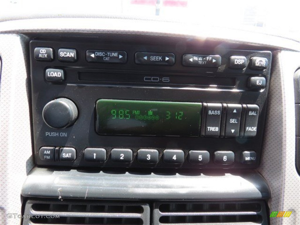 2004 Mountaineer V8 - Black Clearcoat / Midnight Grey photo #15