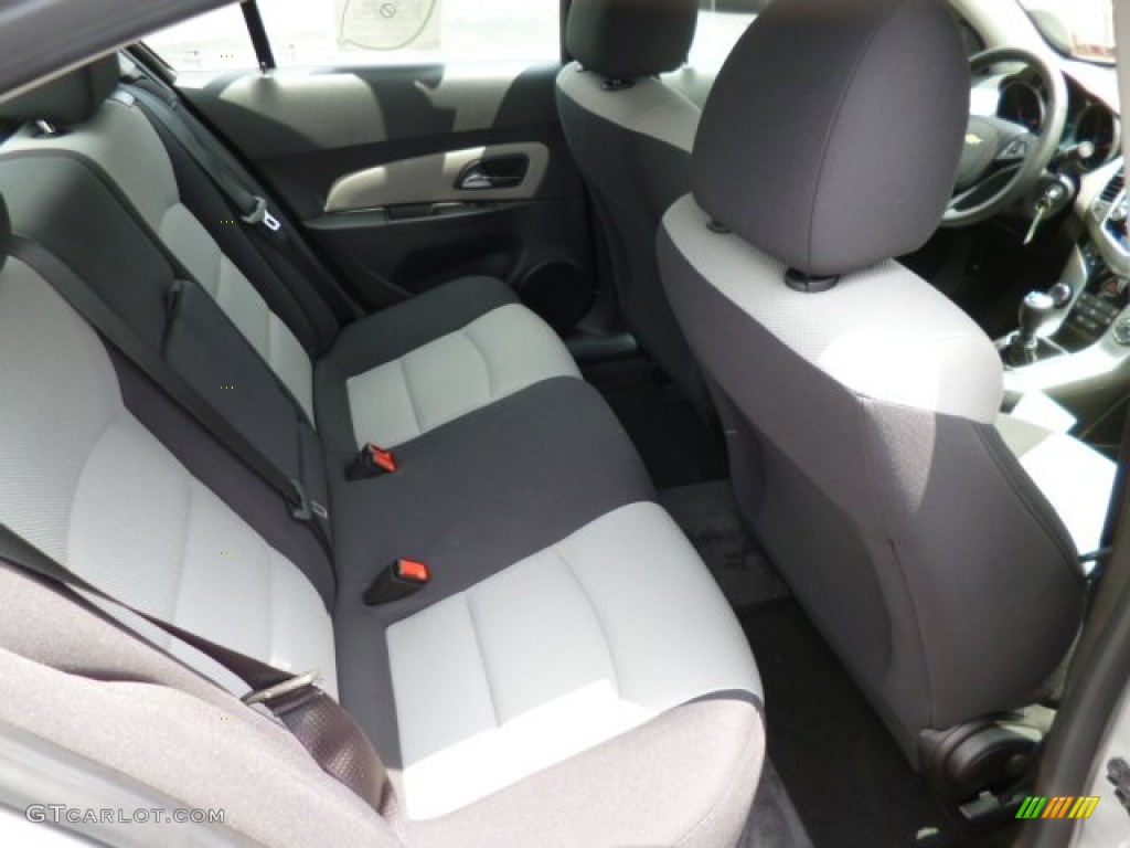 Jet Black/Medium Titanium Interior 2014 Chevrolet Cruze LS Photo #82900404