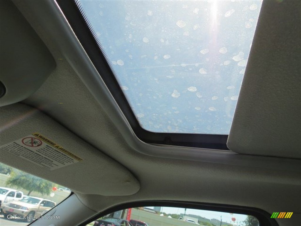 2004 Mountaineer V8 - Black Clearcoat / Midnight Grey photo #18