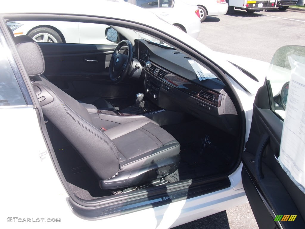 2011 3 Series 328i Coupe - Alpine White / Black photo #6