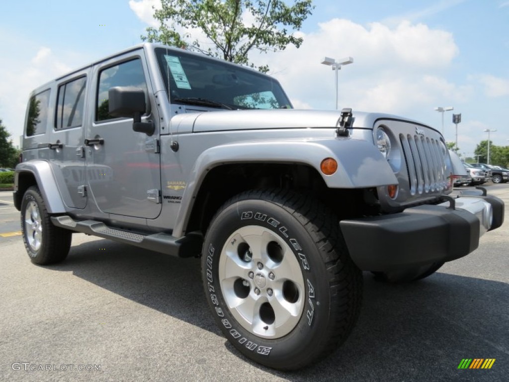 2013 Wrangler Unlimited Sahara 4x4 - Billet Silver Metallic / Black photo #4