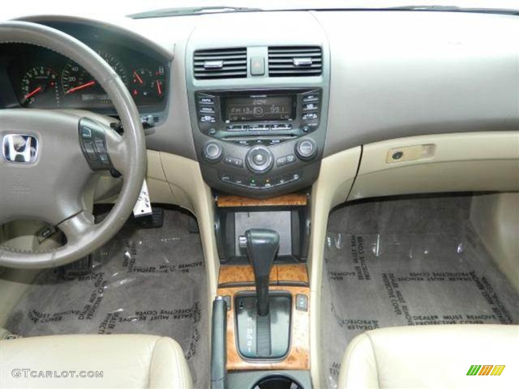 2003 Accord EX Sedan - Taffeta White / Ivory photo #10