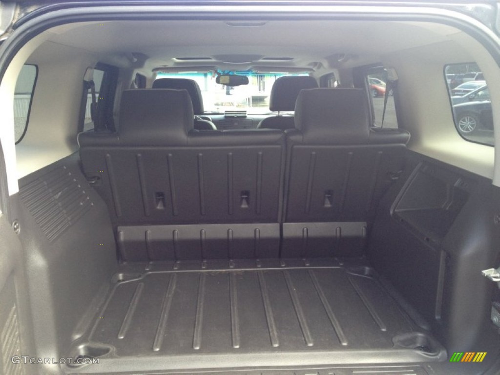 2006 Hummer H3 Standard H3 Model Trunk Photo #82905958