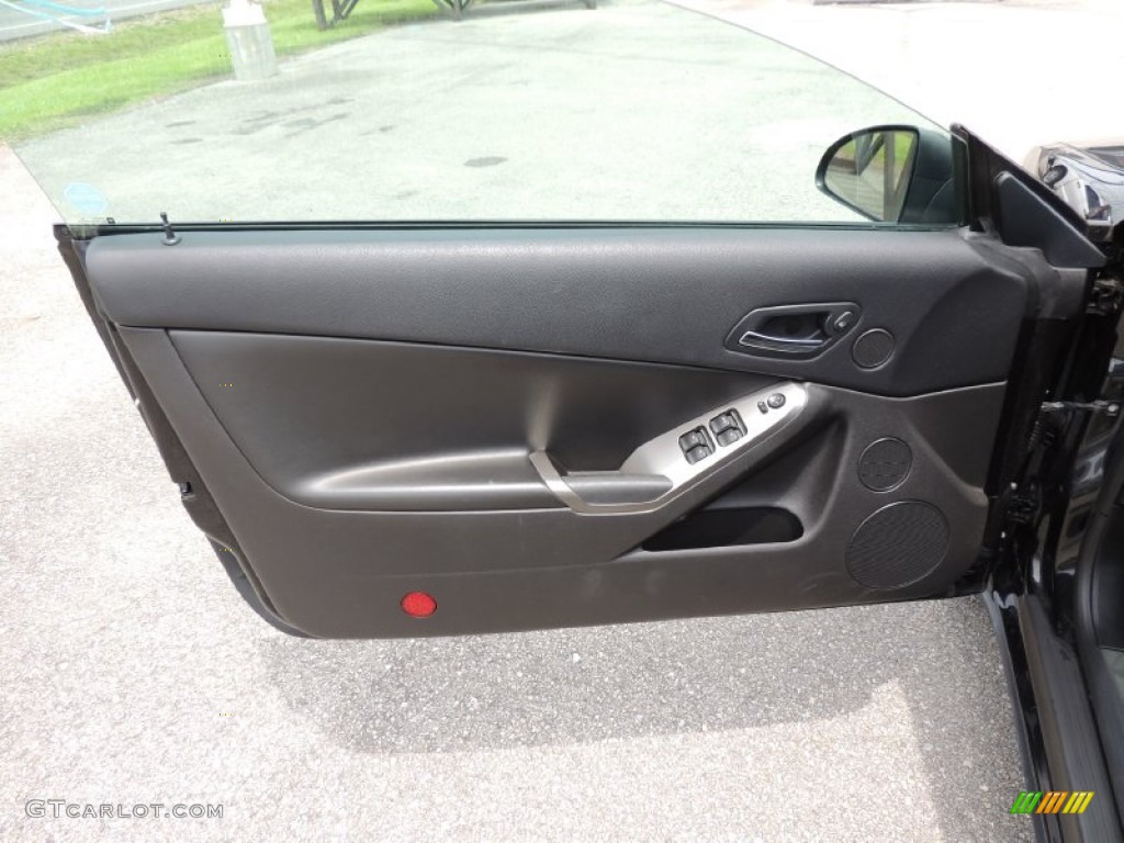 2009 Pontiac G6 GT Convertible Door Panel Photos