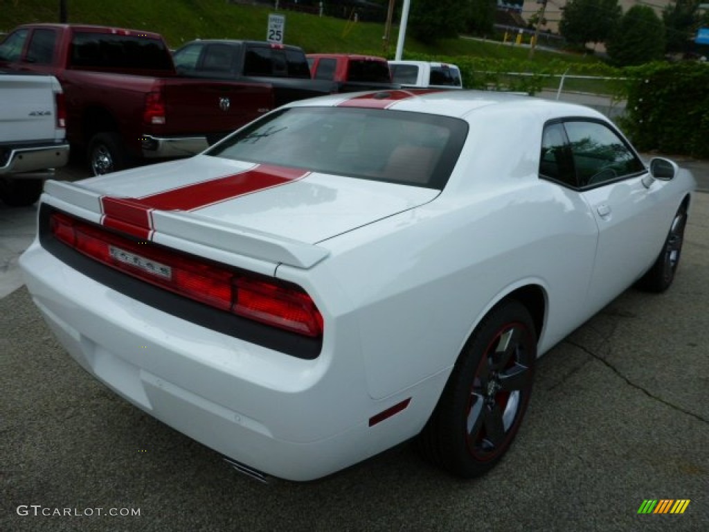 2013 Challenger SXT Plus - Bright White / Radar Red/Dark Slate Gray photo #5